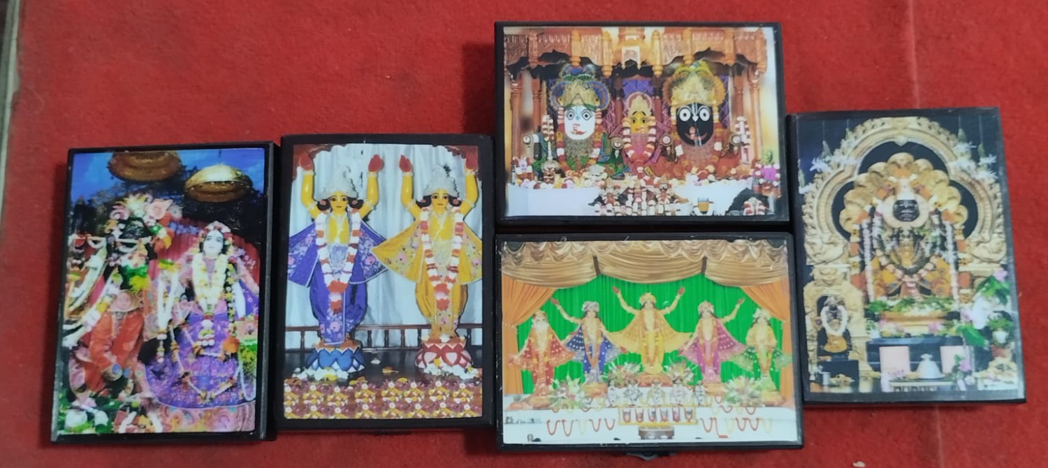 ভগবানের চিত্রপট 2.5”x3.5"